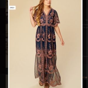 Altar’d State bohemian style maxi dress short sleeves, navy & embroidery small